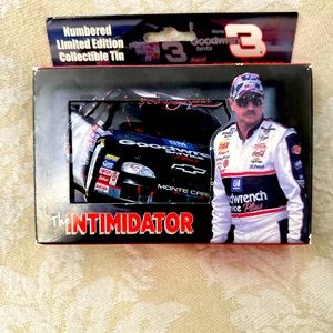 Collector’s tin and playing cards